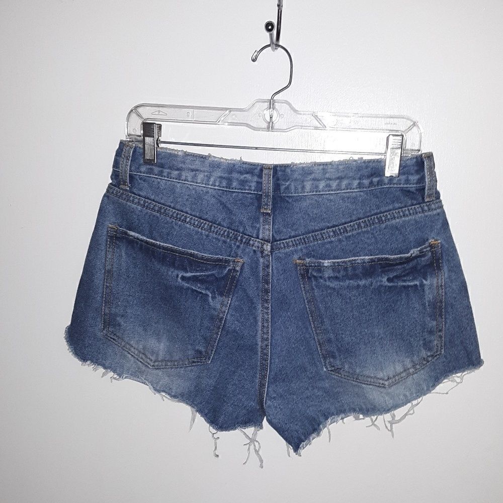 Wednesday Distressed Jean Shorts Size M - Picture 5 of 5